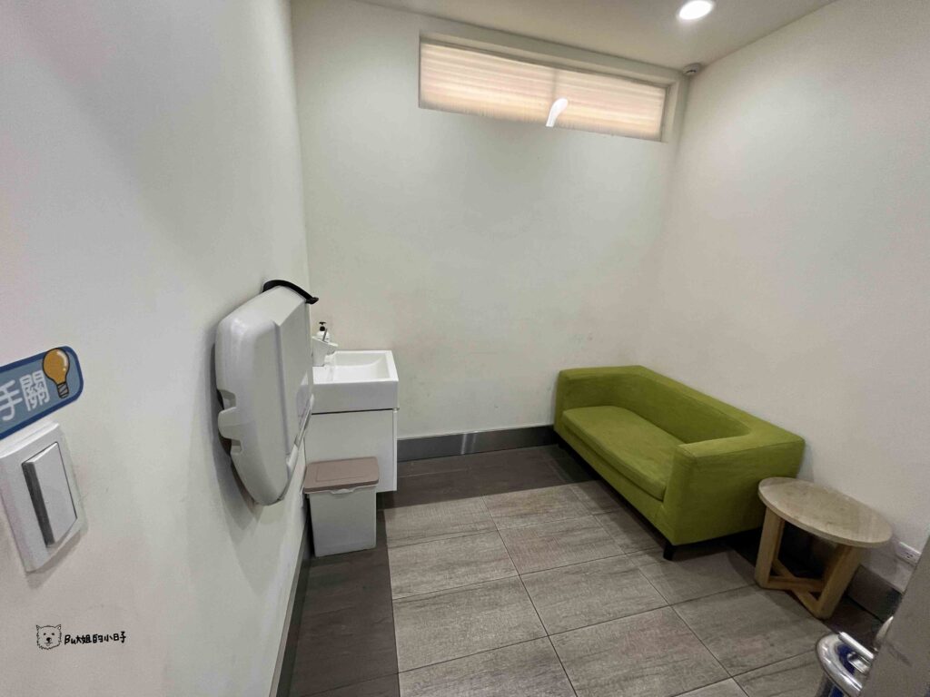 彰化台塑生醫健康悠活館 哺乳室