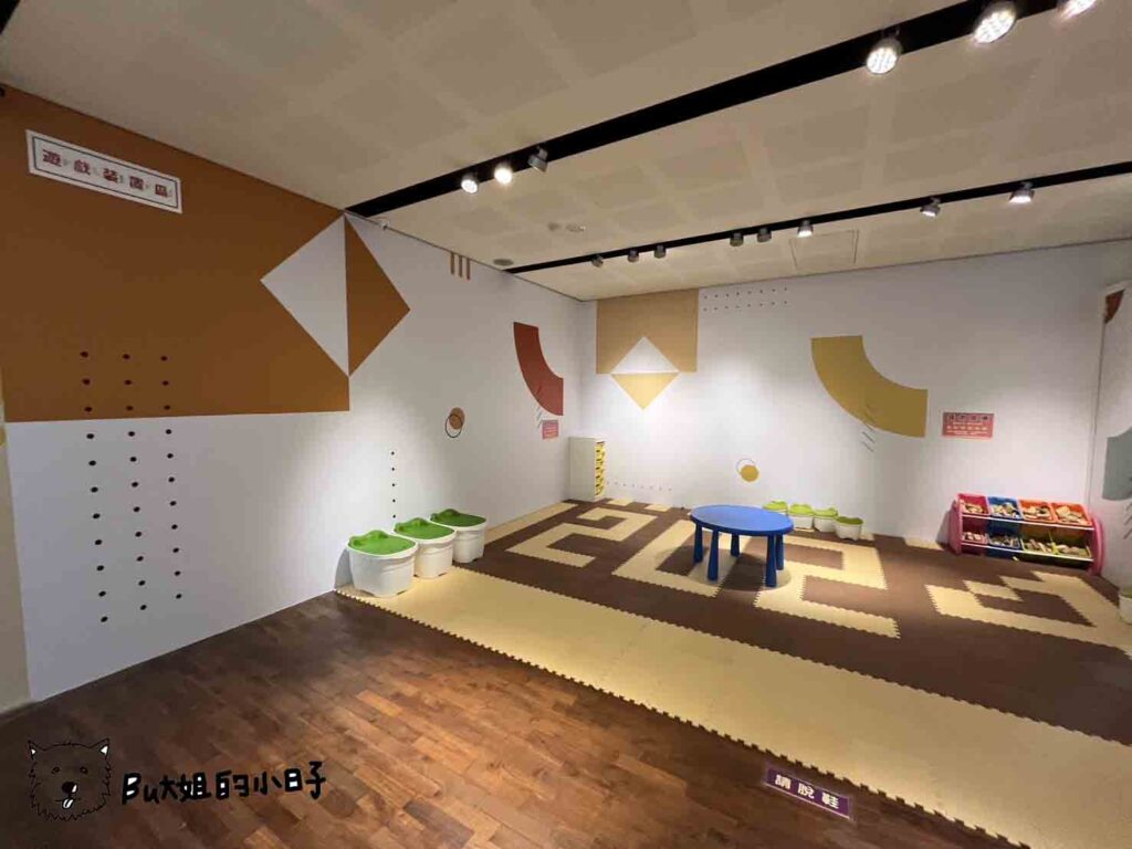 台中市港區藝術中心 臺中市美術家資料館